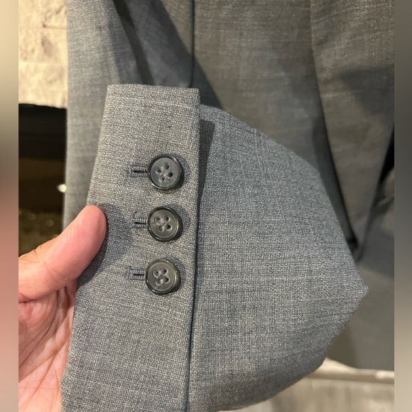 Theory size 8 contemporary blazer - Picture 7 of 11